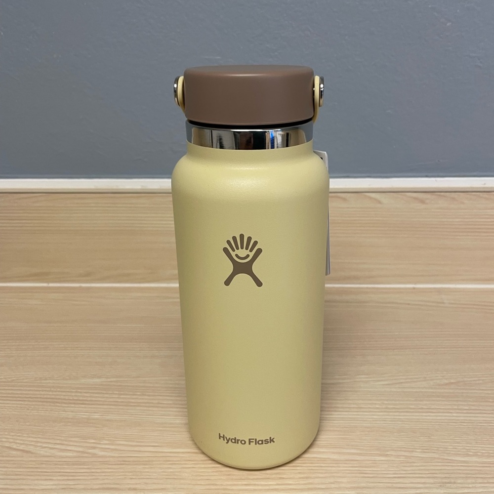 32oz Hydroflask in BEECH